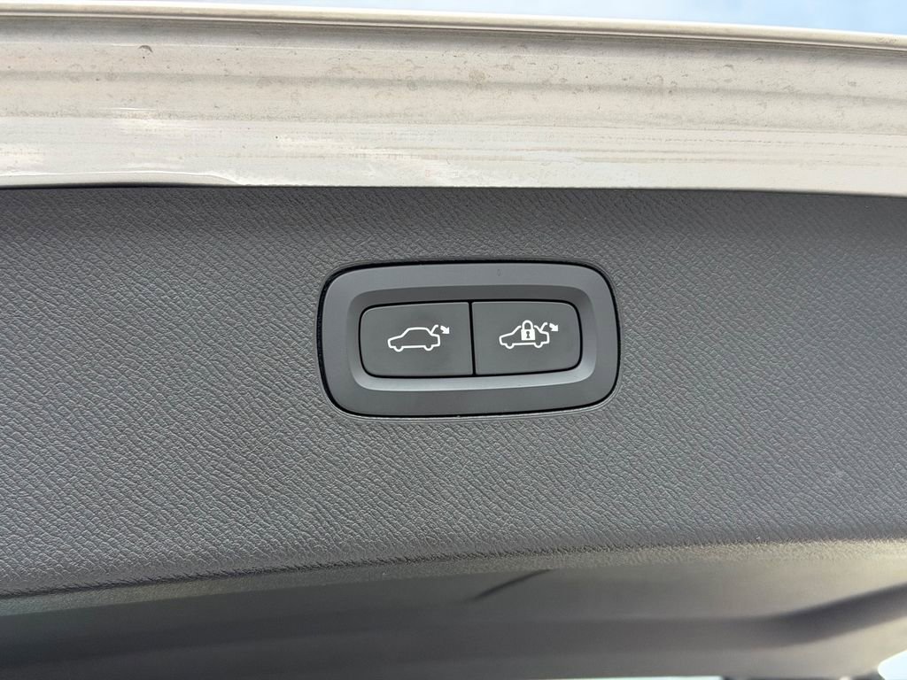 Certified 2022 Volvo XC90 T6 Inscription w/ Advanced Package image 20