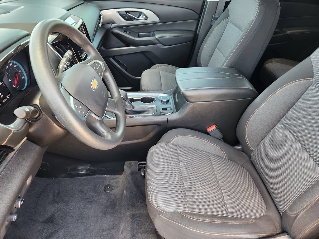 Certified 2021 Chevrolet Traverse LS FWD image 13