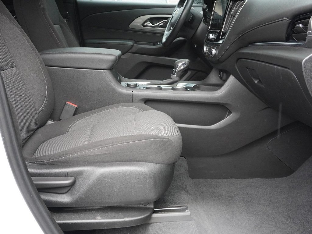 Used 2023 Chevrolet Traverse LT AWD/4WD image 26