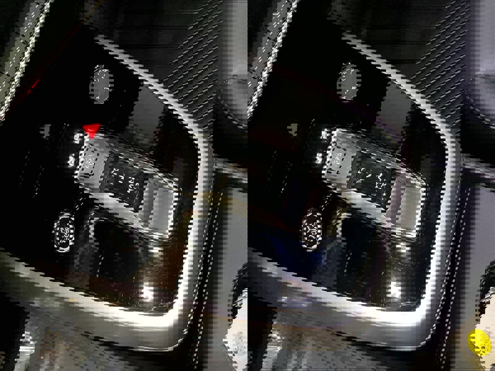 Used 2023 Audi Q4 e-tron Premium Plus w/ Premium Plus image 18