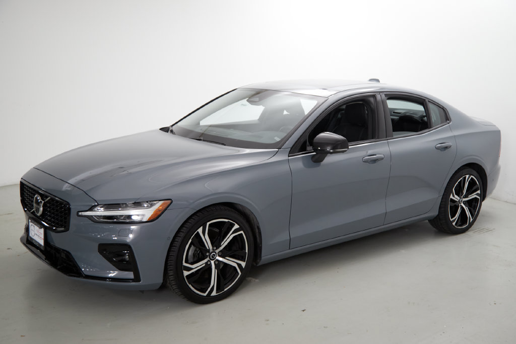 Used 2024 Volvo S60 B5 Plus w/ Climate Package AWD/4WD image 6
