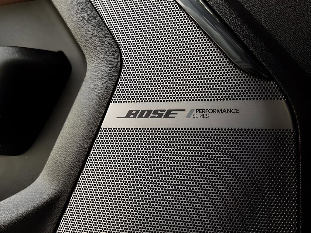 Used 2025 GMC Yukon AT4 Ultimate w/ LPO, Floor Liner Package image 24