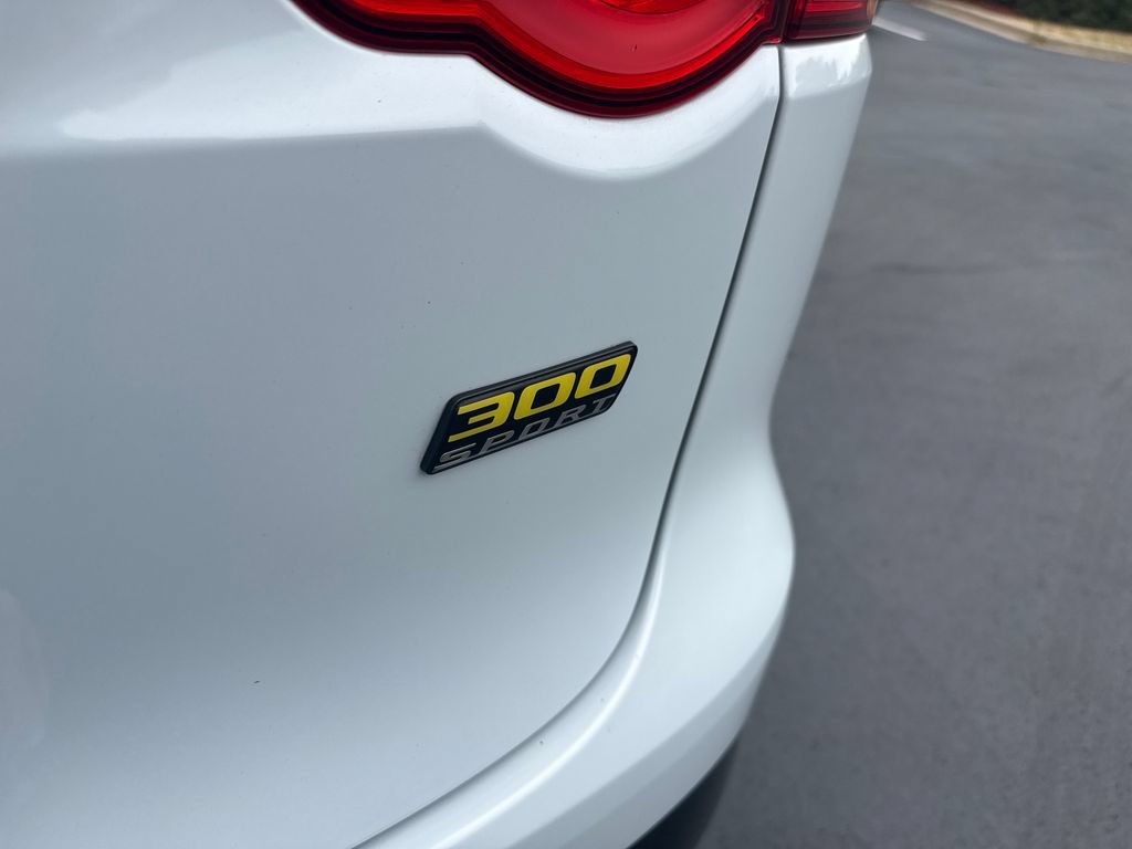 Used 2020 Jaguar F-PACE 300 Sport AWD/4WD image 40