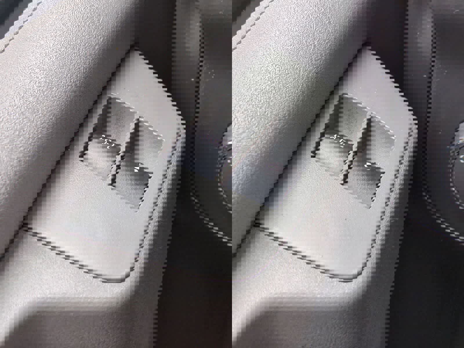 Used 2013 GMC Savana 3500 image 23