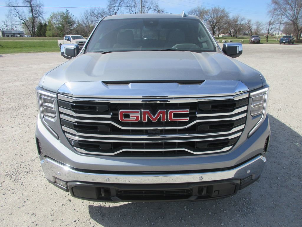 New 2026 GMC Sierra 1500 SLT image 12