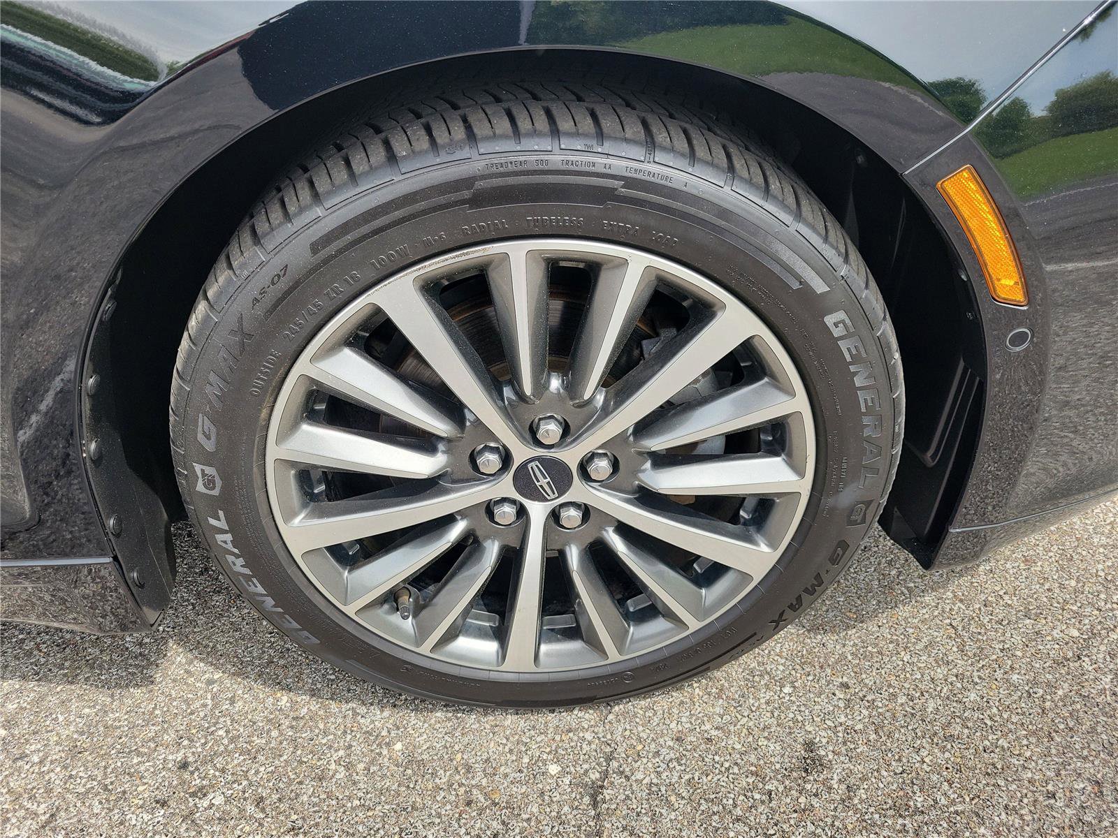 Used 2018 Lincoln MKZ Select w/ Technology Package FWD image 6