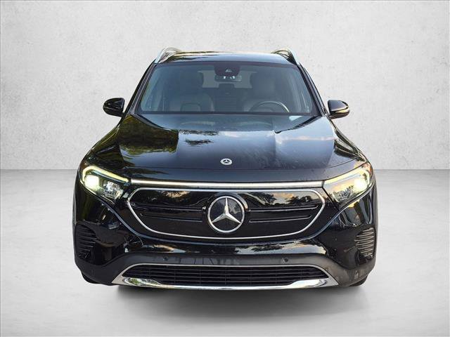 Used 2023 Mercedes-Benz EQB 300 4MATIC w/ Exclusive Package image 2