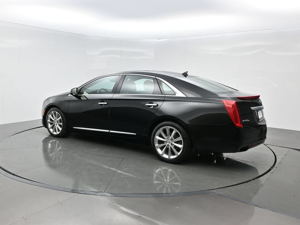 Used 2013 Cadillac XTS Premium AWD/4WD image 4