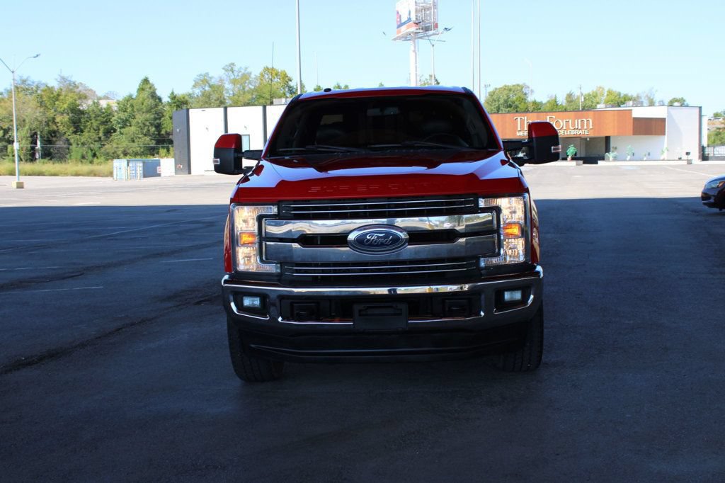 Used 2018 Ford F250 Lariat w/ Lariat Value Package AWD/4WD image 3