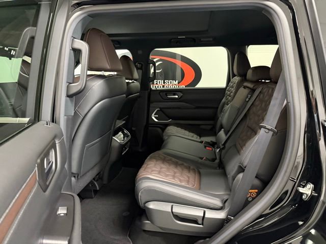 New 2025 Nissan Armada Platinum w/ Convenience Package image 14