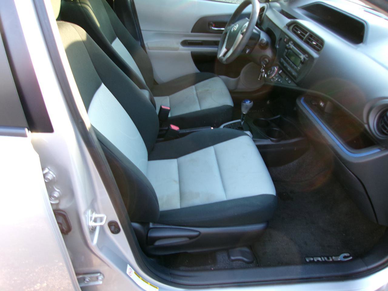 Used 2013 Toyota Prius C Two FWD image 5