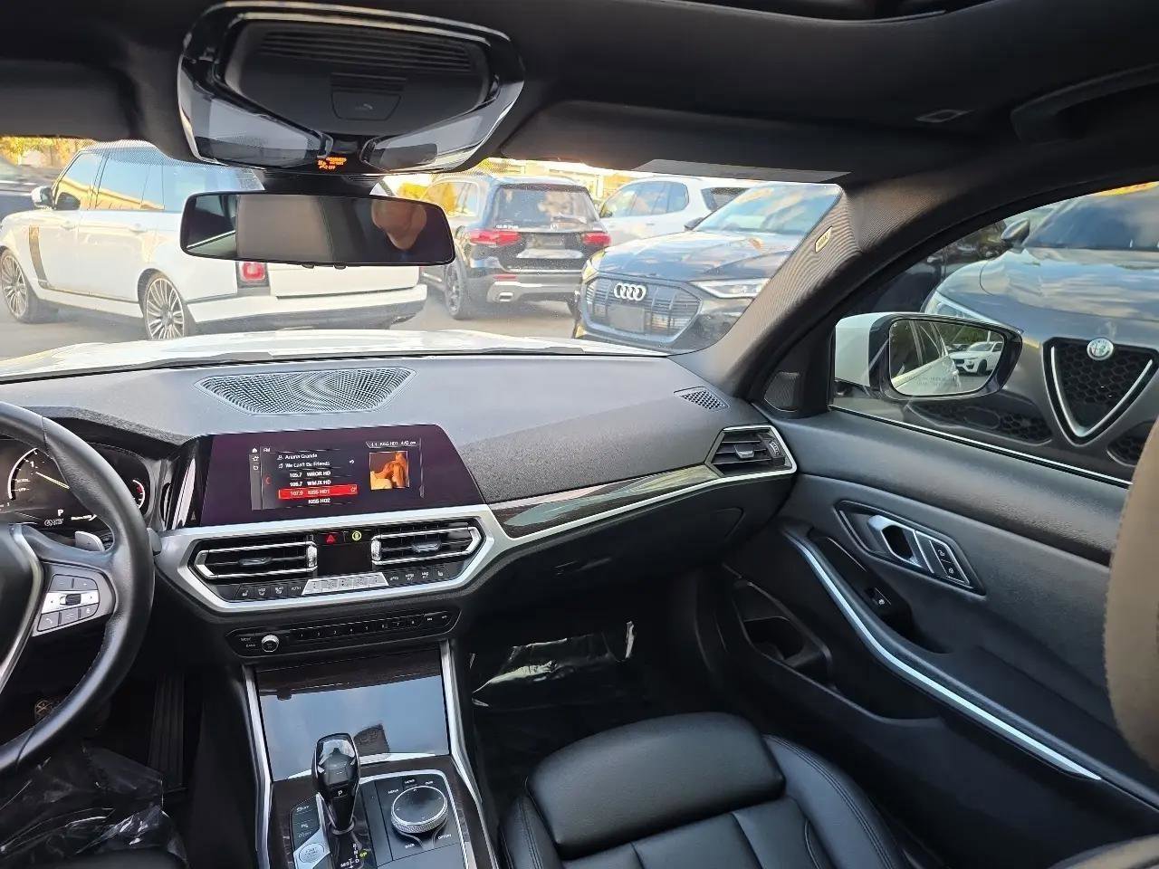 Used 2019 BMW 330i xDrive Sedan w/ Driving Assistance Package image 41