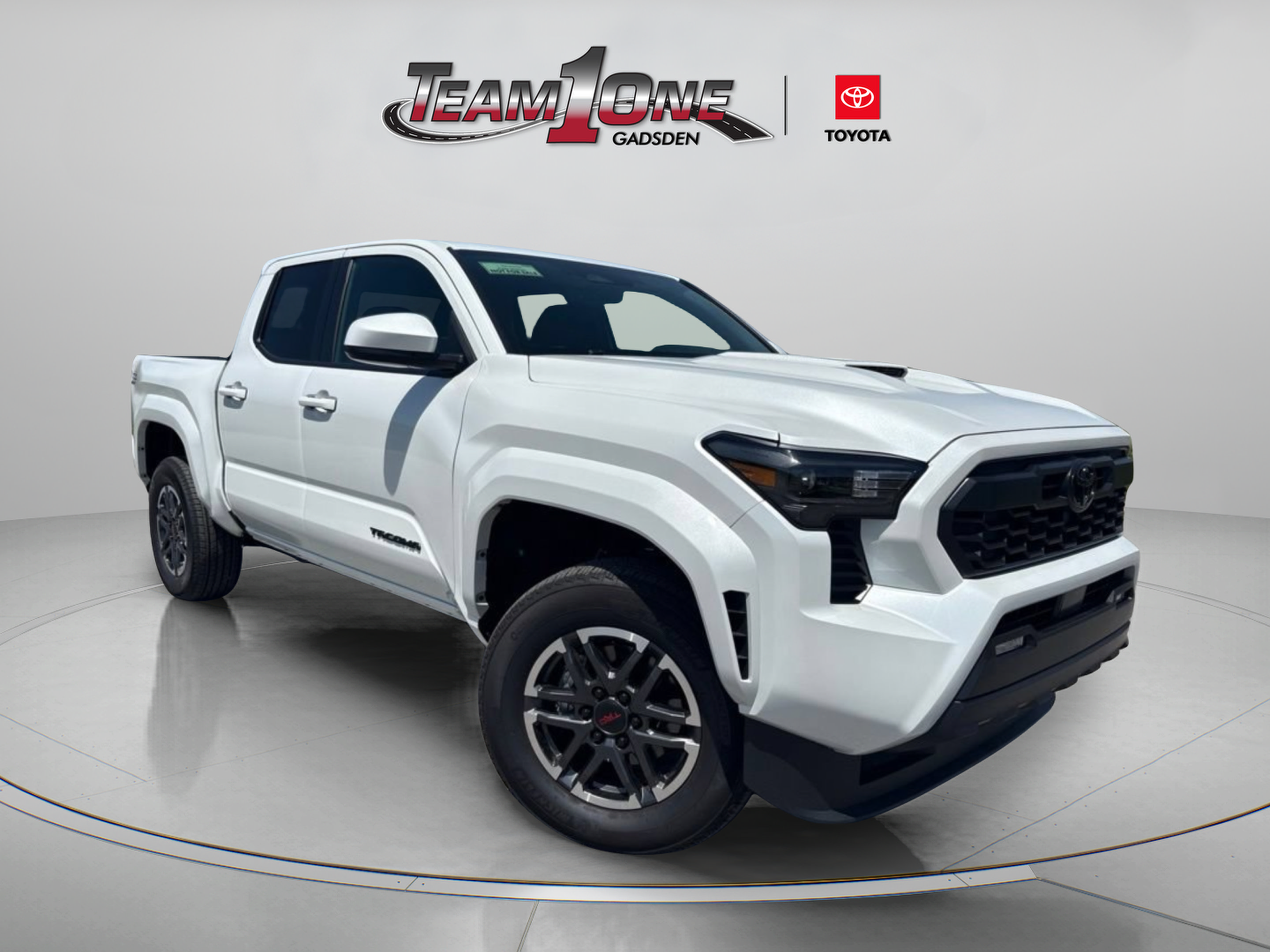 Certified 2026 Toyota Tacoma TRD Sport AWD/4WD image 1