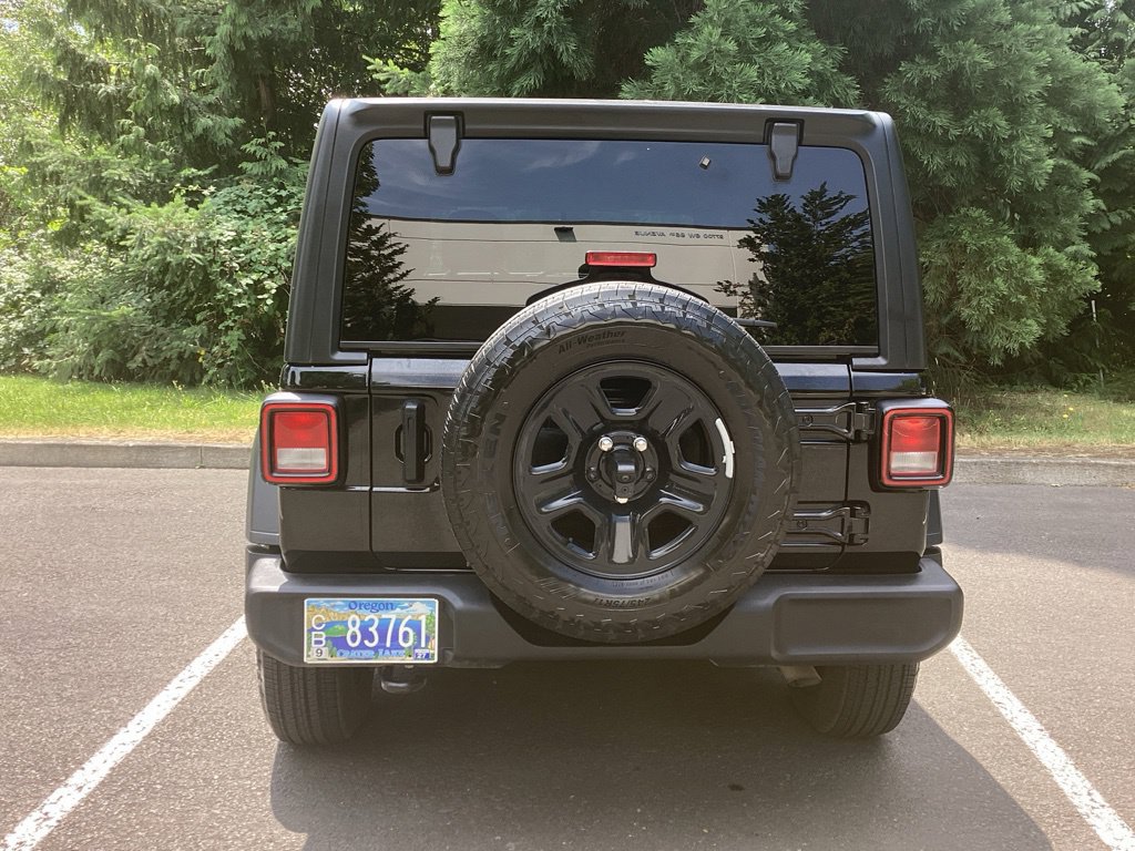 Used 2025 Jeep Wrangler Unlimited Sport AWD/4WD image 19