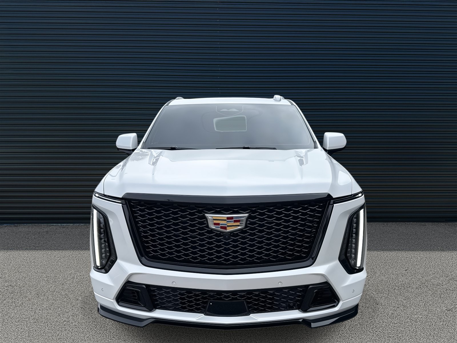 Used 2025 Cadillac Escalade V AWD/4WD image 11