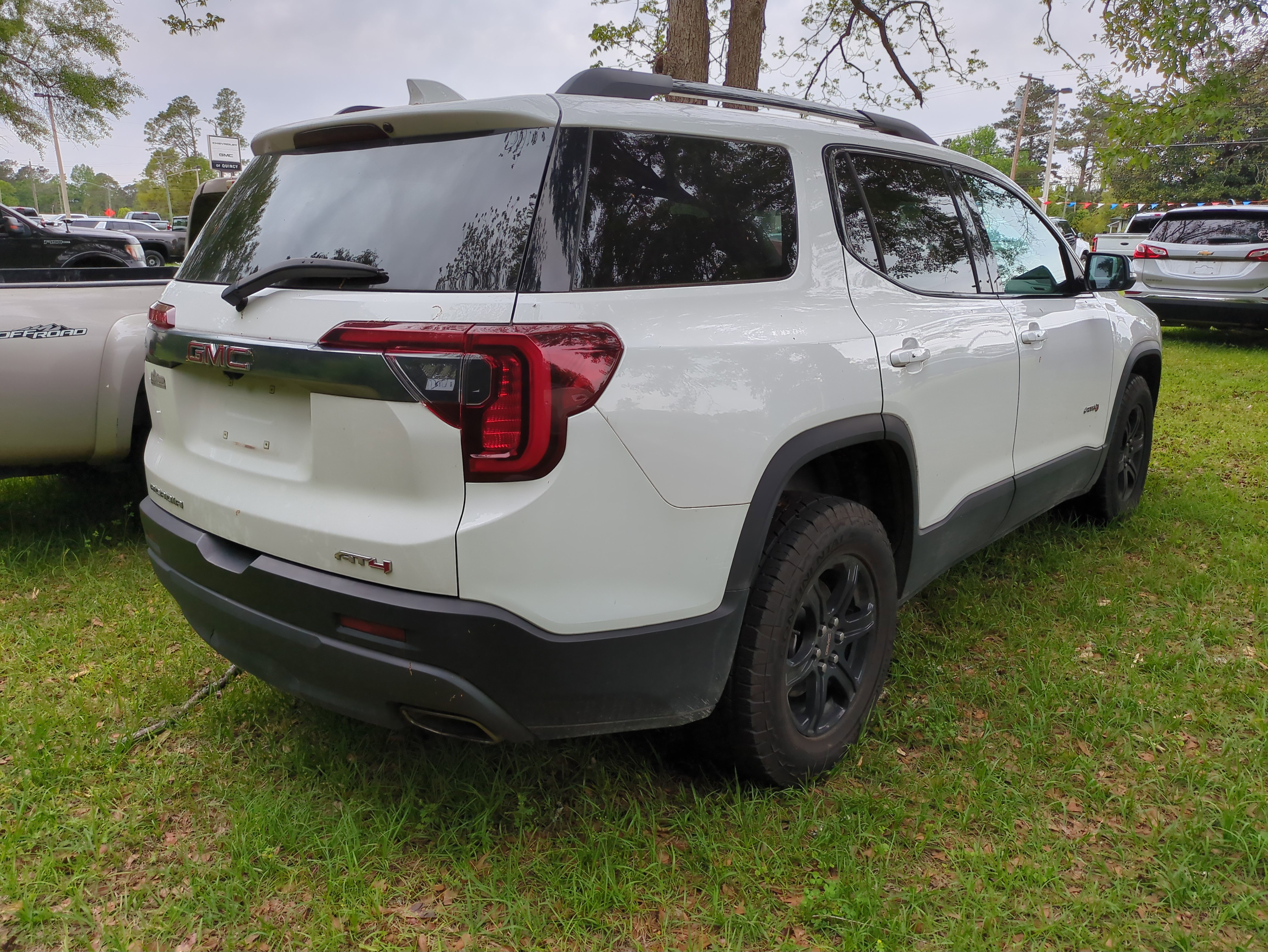 Used 2023 GMC Acadia AT4 image 5