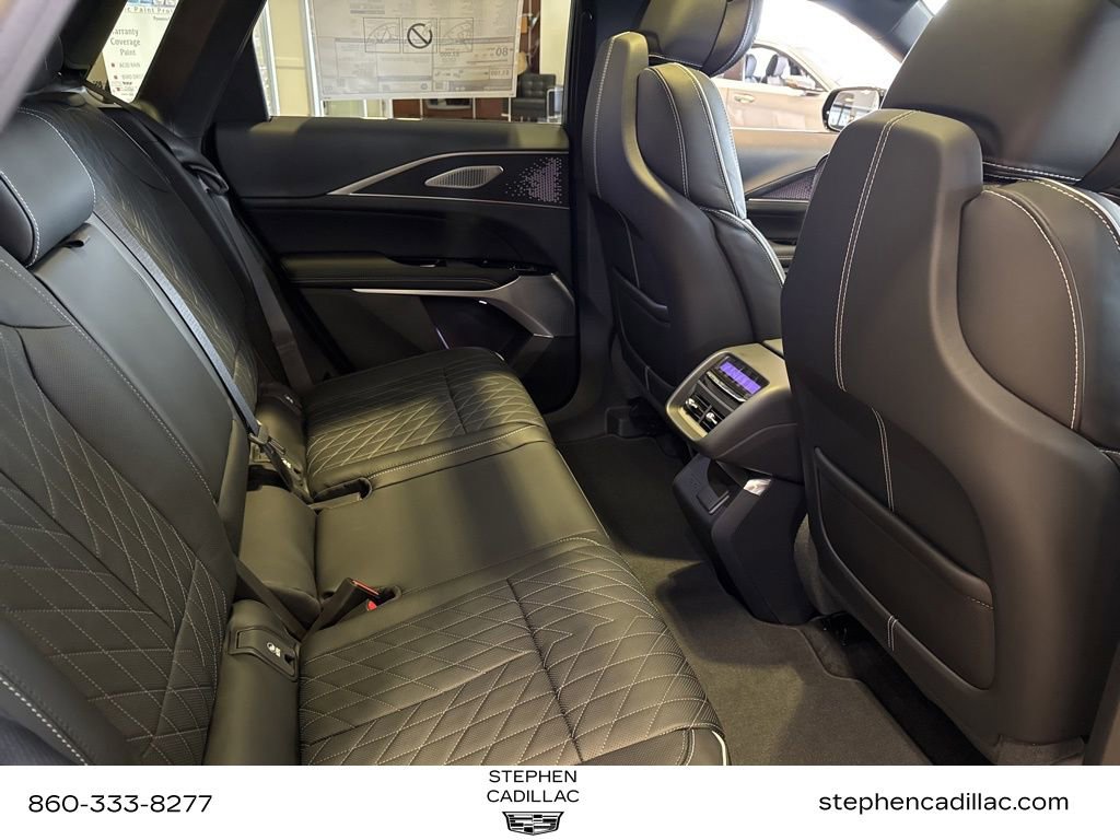 New 2026 Cadillac Lyriq V image 27