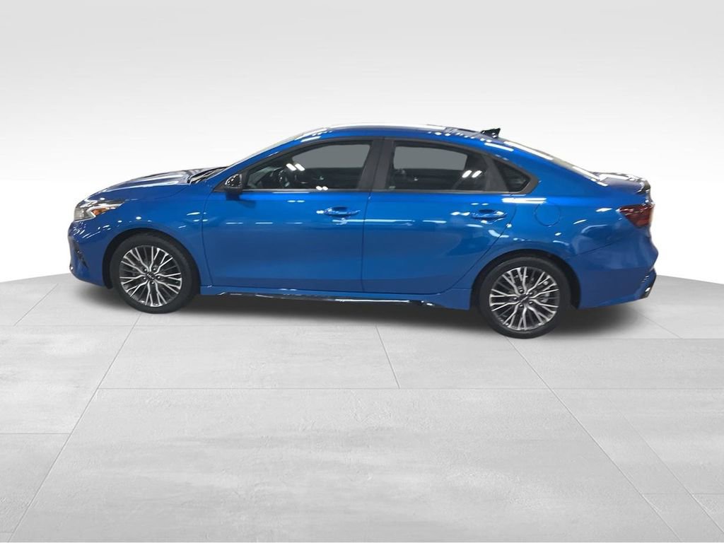 Certified 2023 Kia Forte GT-Line image 9