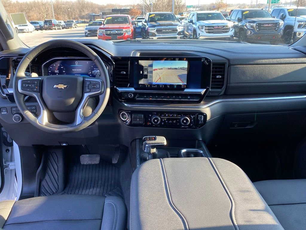 Used 2023 Chevrolet Silverado 1500 LTZ image 26
