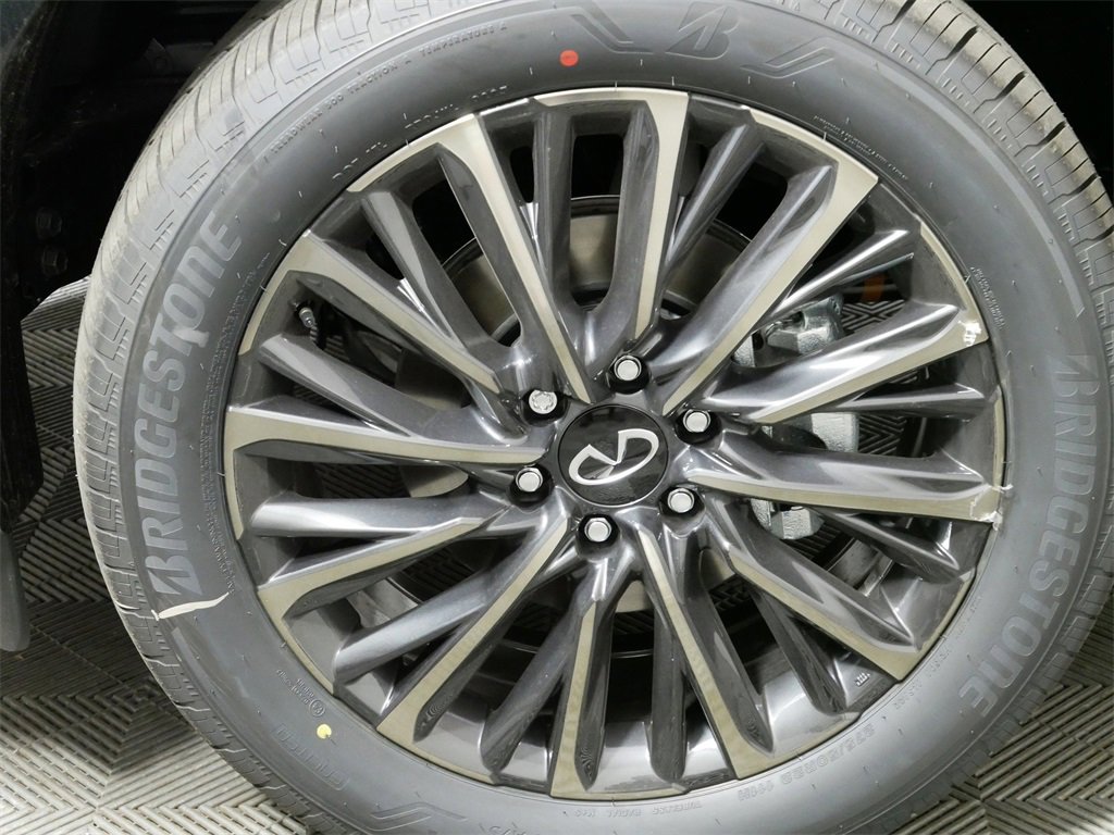New 2025 INFINITI QX80 Autograph image 10