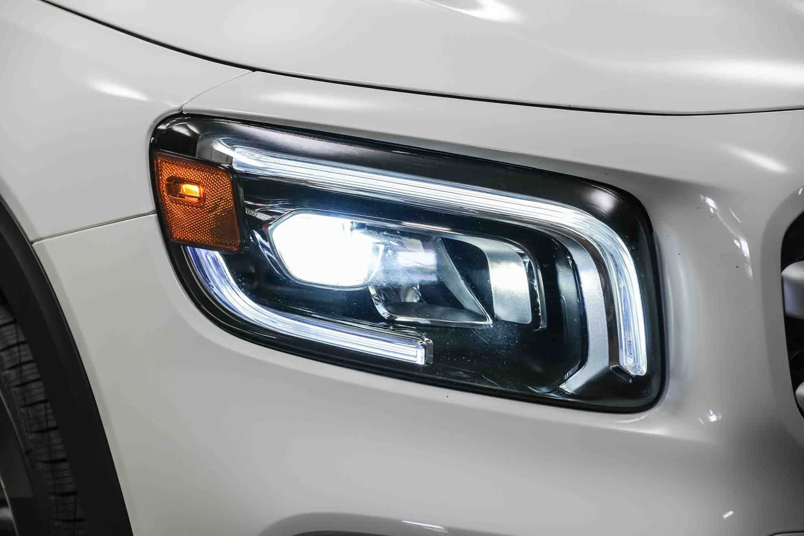 Used 2021 Mercedes-Benz GLB 250 image 14