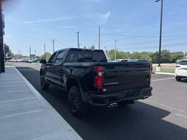 Used 2024 Chevrolet Silverado 1500 LT Trail Boss w/ Convenience Package II image 5