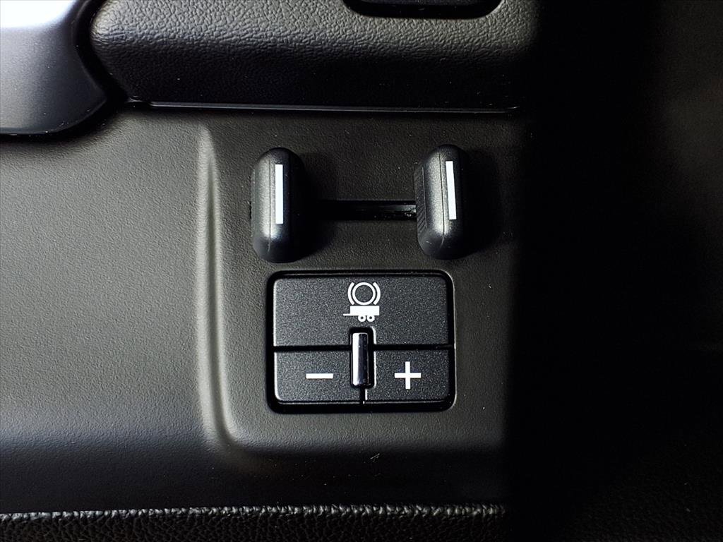 Used 2016 Chevrolet Tahoe LT w/ Luxury Package image 13