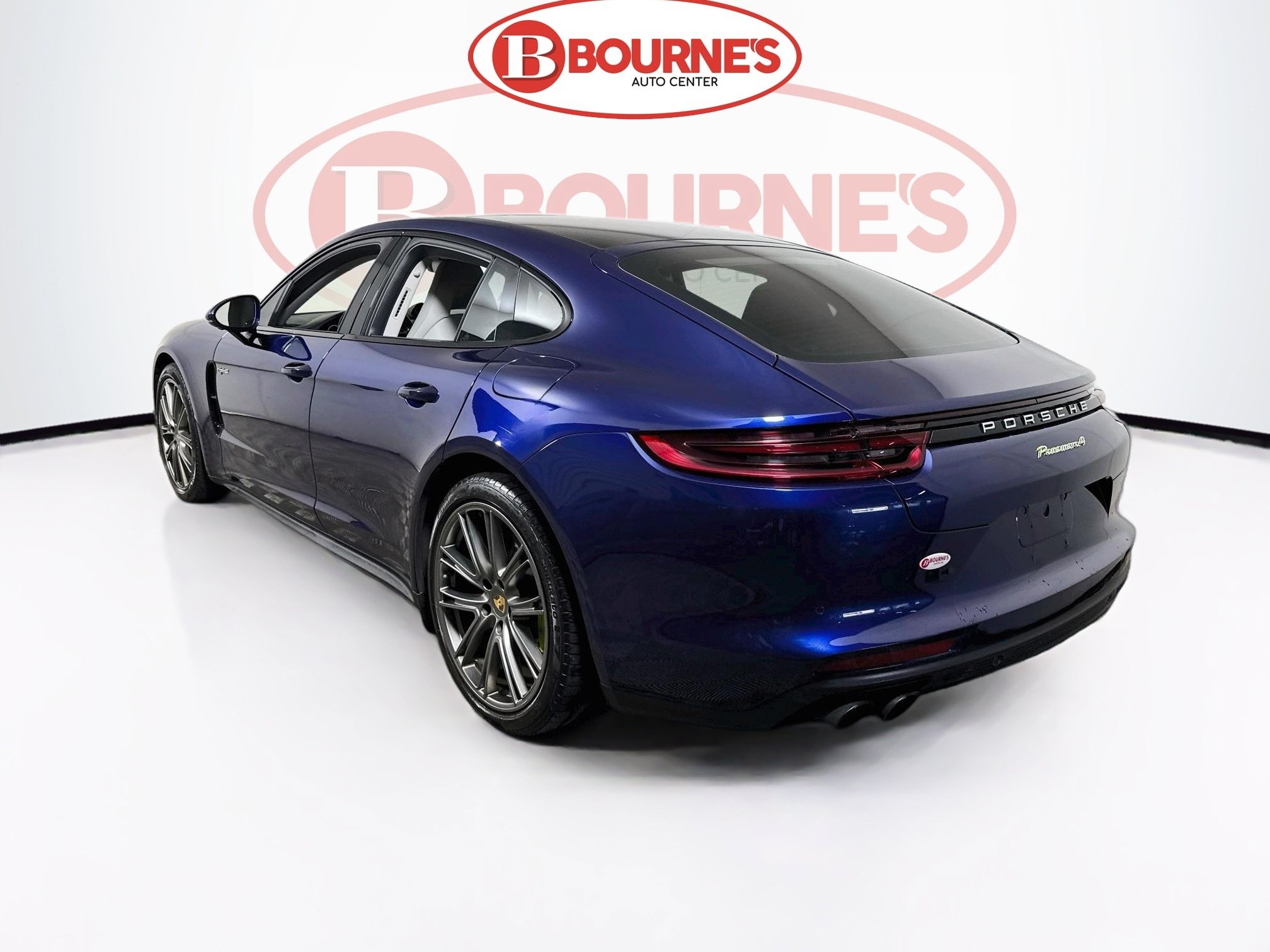 Used 2020 Porsche Panamera 4 AWD/4WD image 10