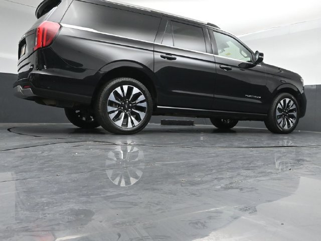 Certified 2025 Ford Expedition Max Platinum w/ Driver's Package AWD/4WD image 43