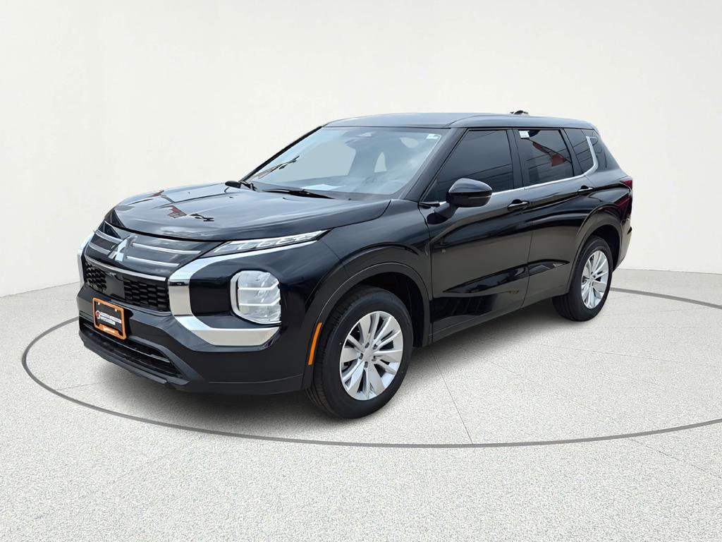 New 2026 Mitsubishi Outlander ES image 2
