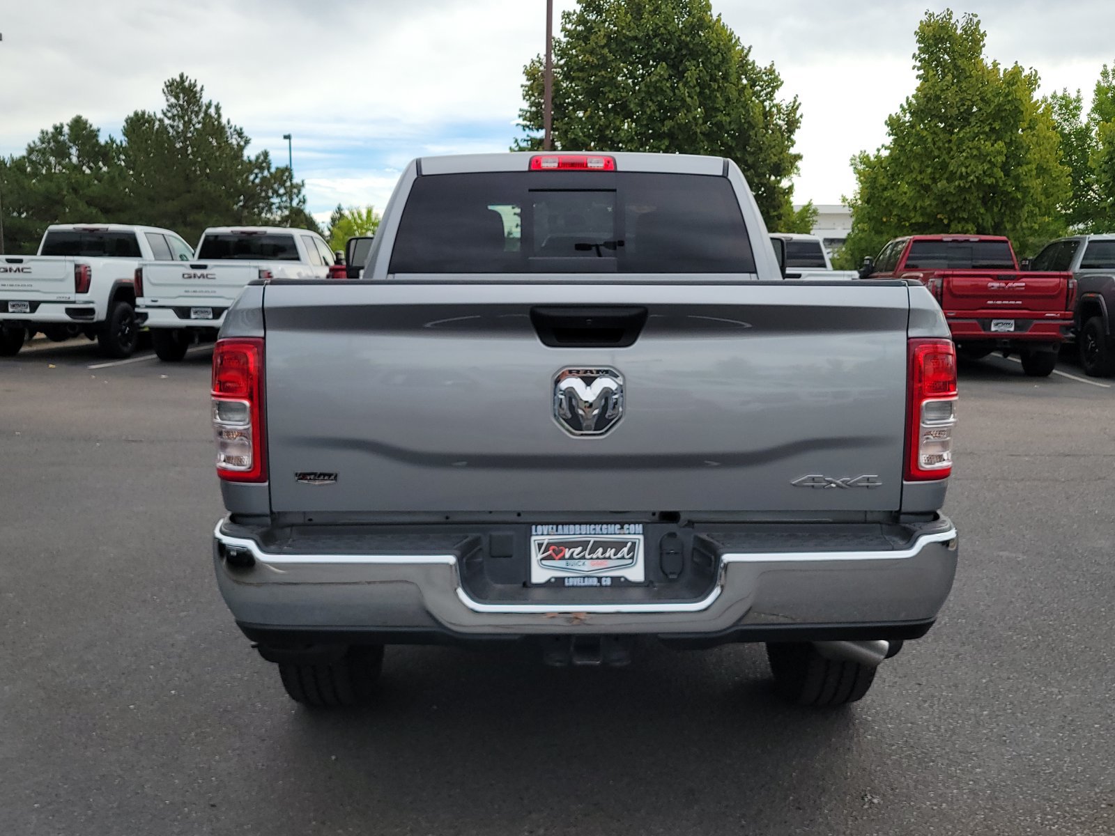 Used 2024 RAM 2500 Tradesman w/ Chrome Appearance Group AWD/4WD image 4