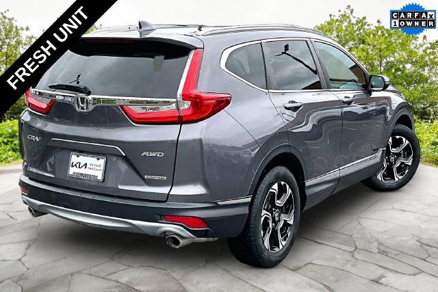 Used 2017 Honda CR-V Touring image 2