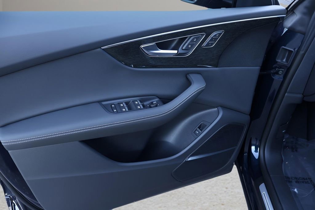 New 2026 Audi Q8 Premium Plus AWD/4WD image 10