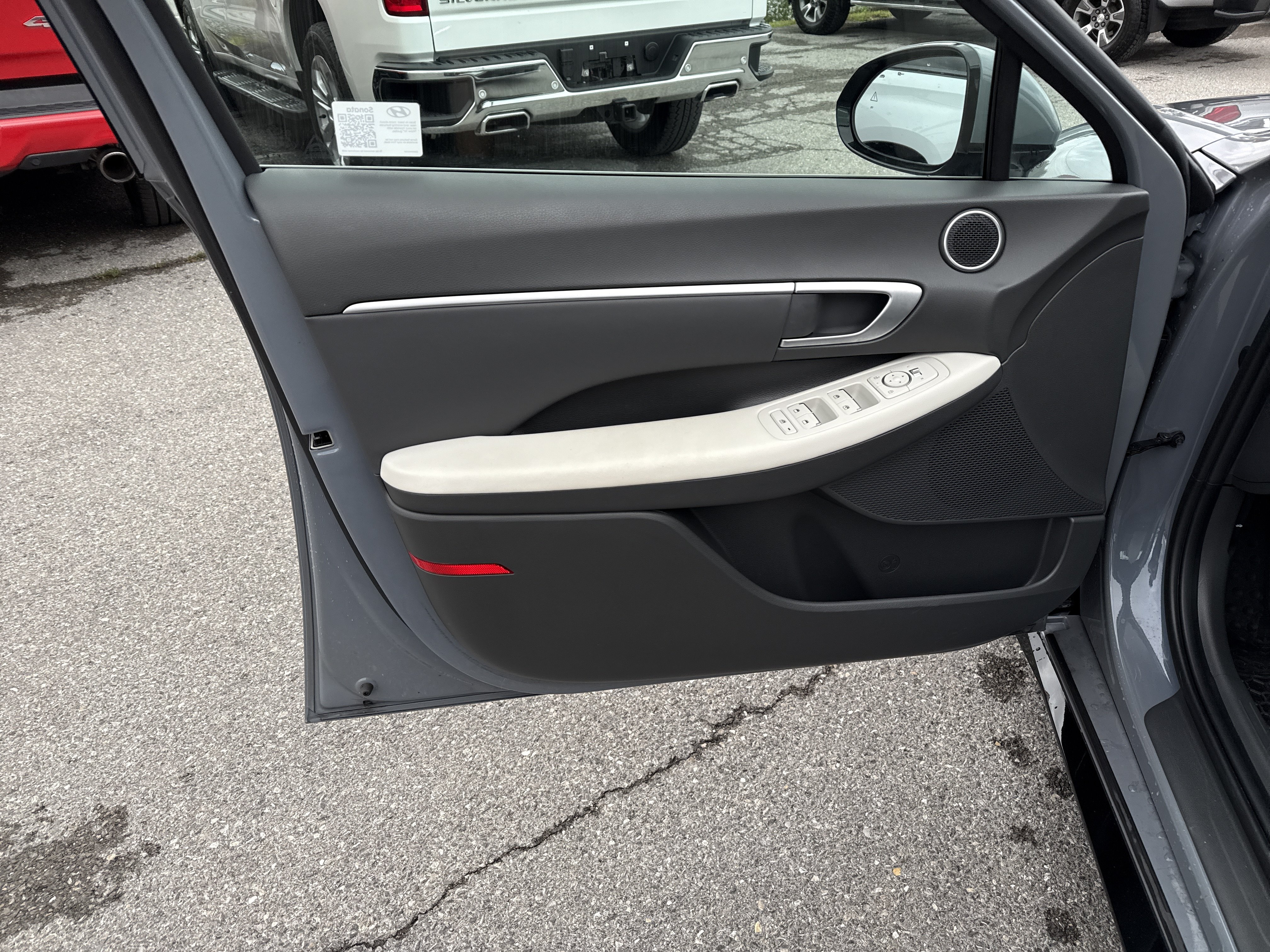 Used 2024 Hyundai Sonata SEL AWD/4WD image 15