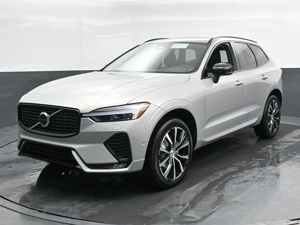 New 2025 Volvo XC60 B5 Plus w/ Protection Package Premier image 5