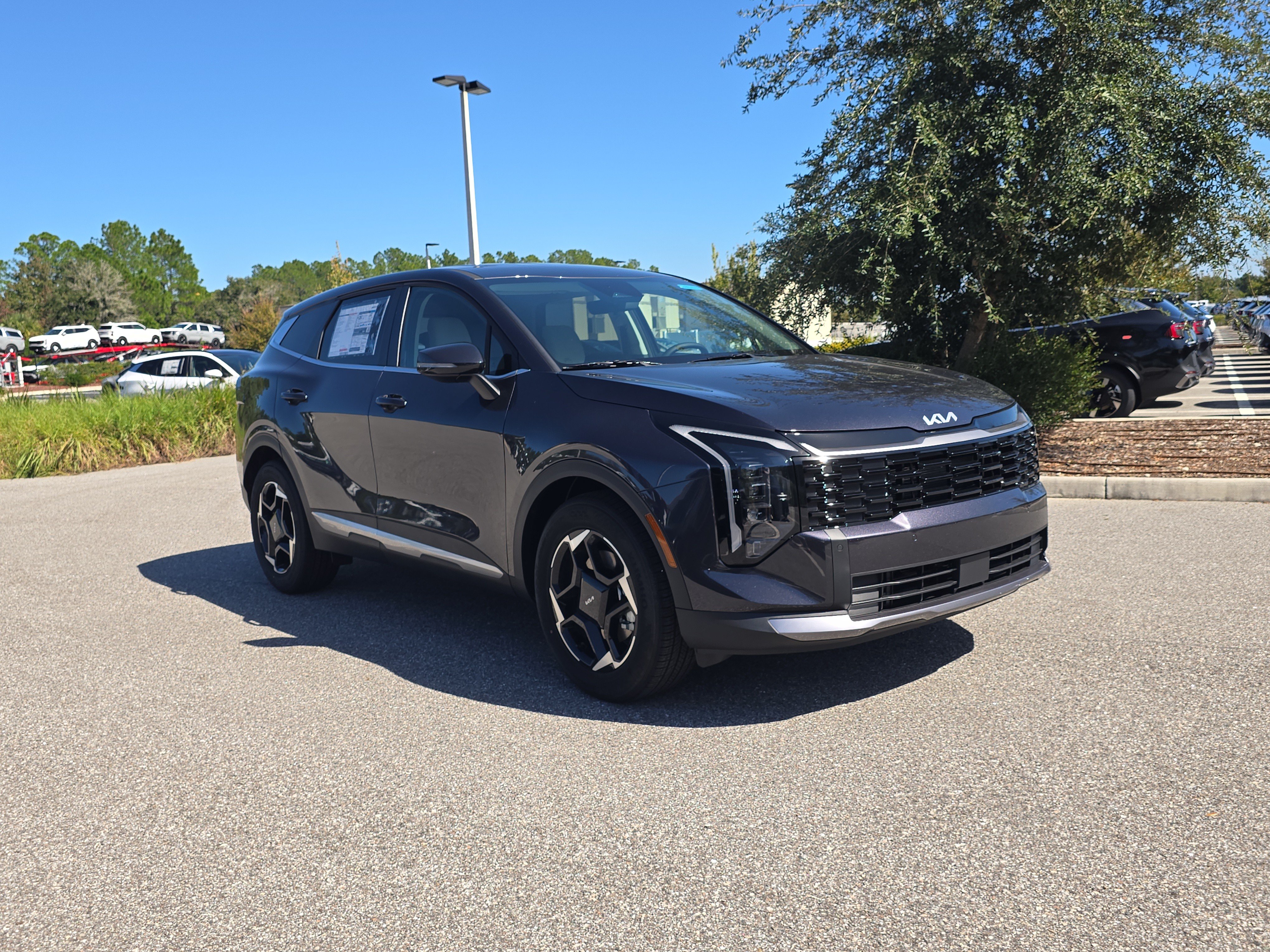 New 2027 Kia Sportage EX FWD image 2
