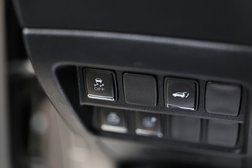 Used 2019 INFINITI QX60 Luxe w/ Sensory Package AWD/4WD image 17