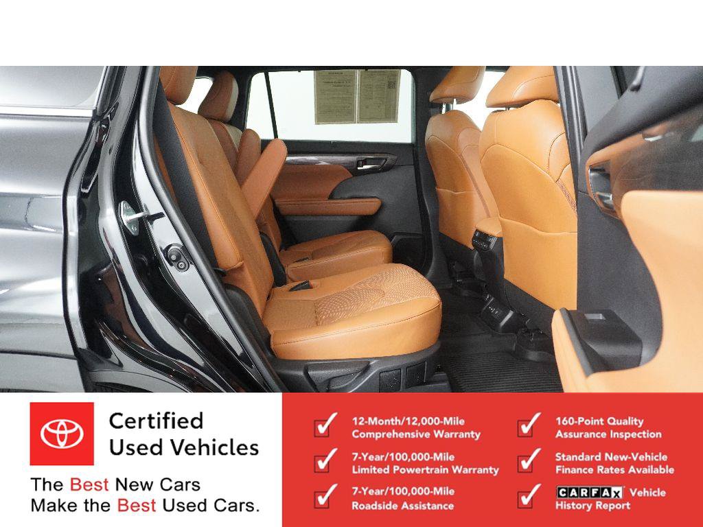 Certified 2024 Toyota Highlander Platinum AWD/4WD image 10