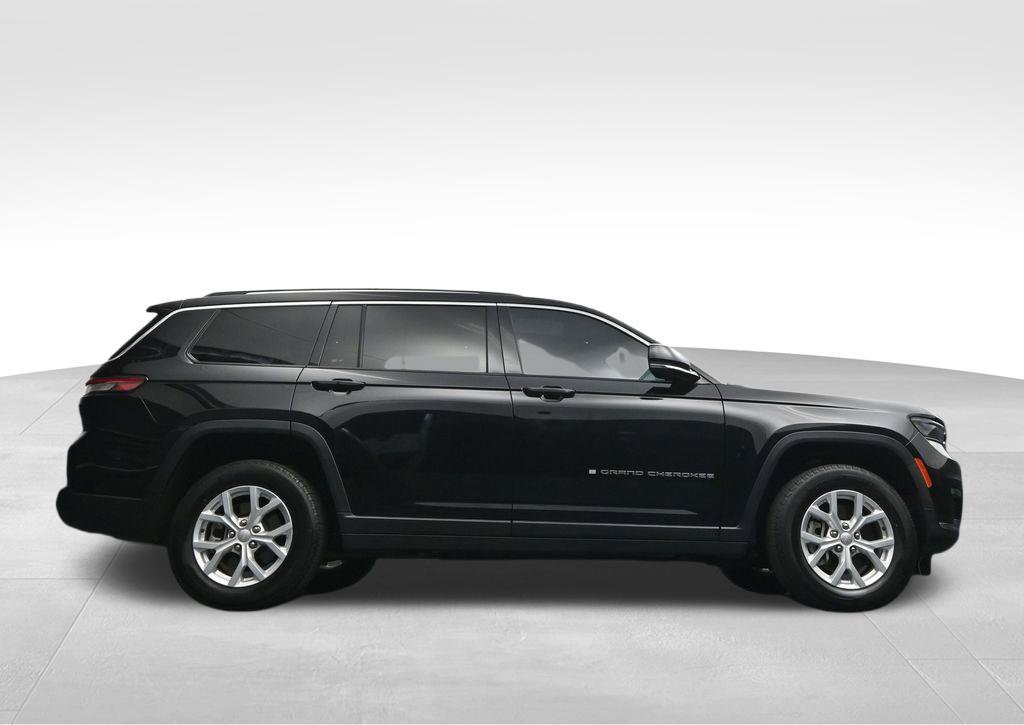 Used 2023 Jeep Grand Cherokee L Limited RWD image 43