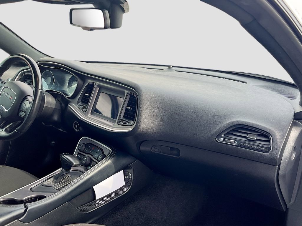Used 2022 Dodge Challenger GT image 25