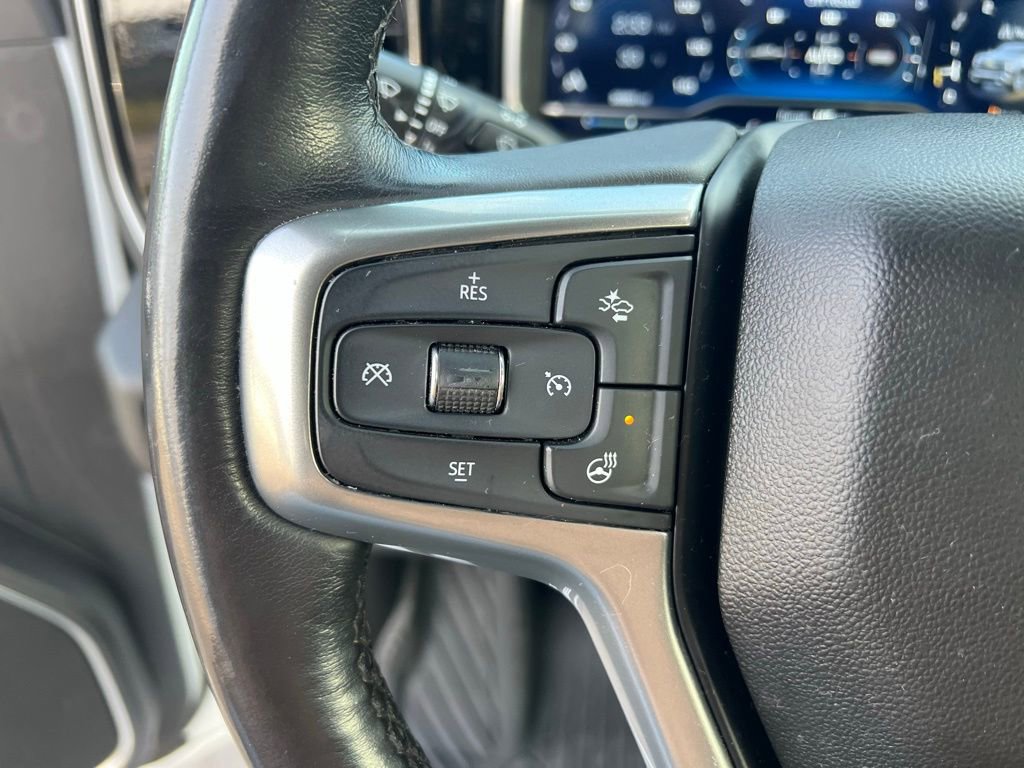 Used 2022 Chevrolet Silverado 1500 LT image 39