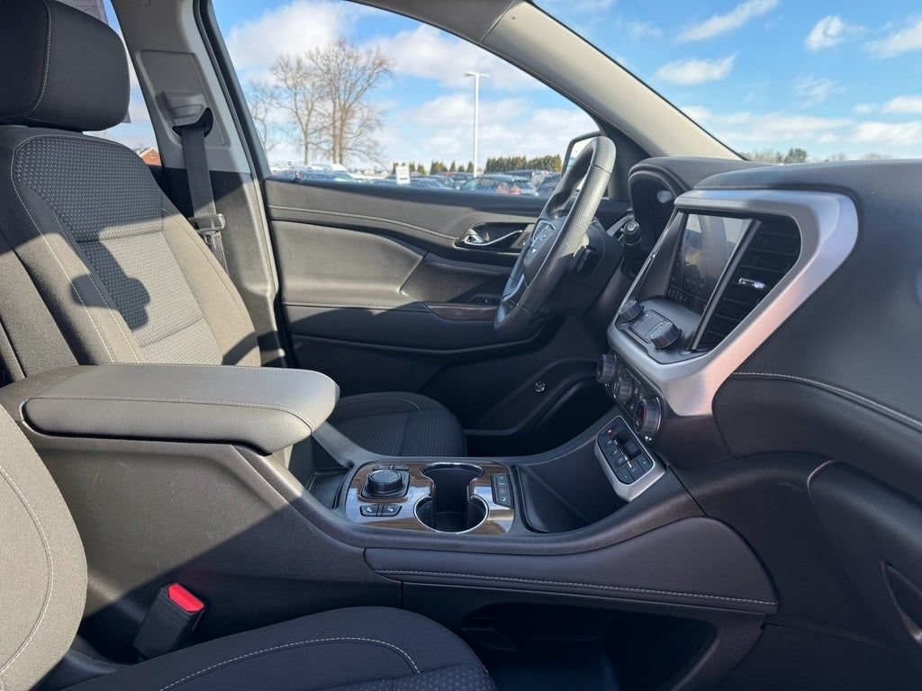Used 2023 GMC Acadia SLE w/ Driver Convenience Package AWD/4WD image 17