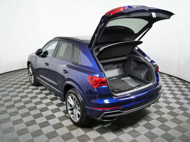Used 2024 Audi Q3 2.0T Premium AWD/4WD image 28