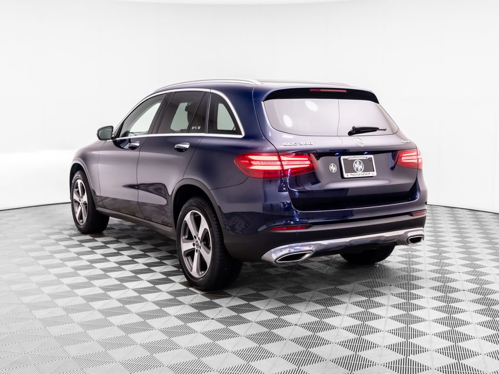 Used 2019 Mercedes-Benz GLC 300 4MATIC image 4