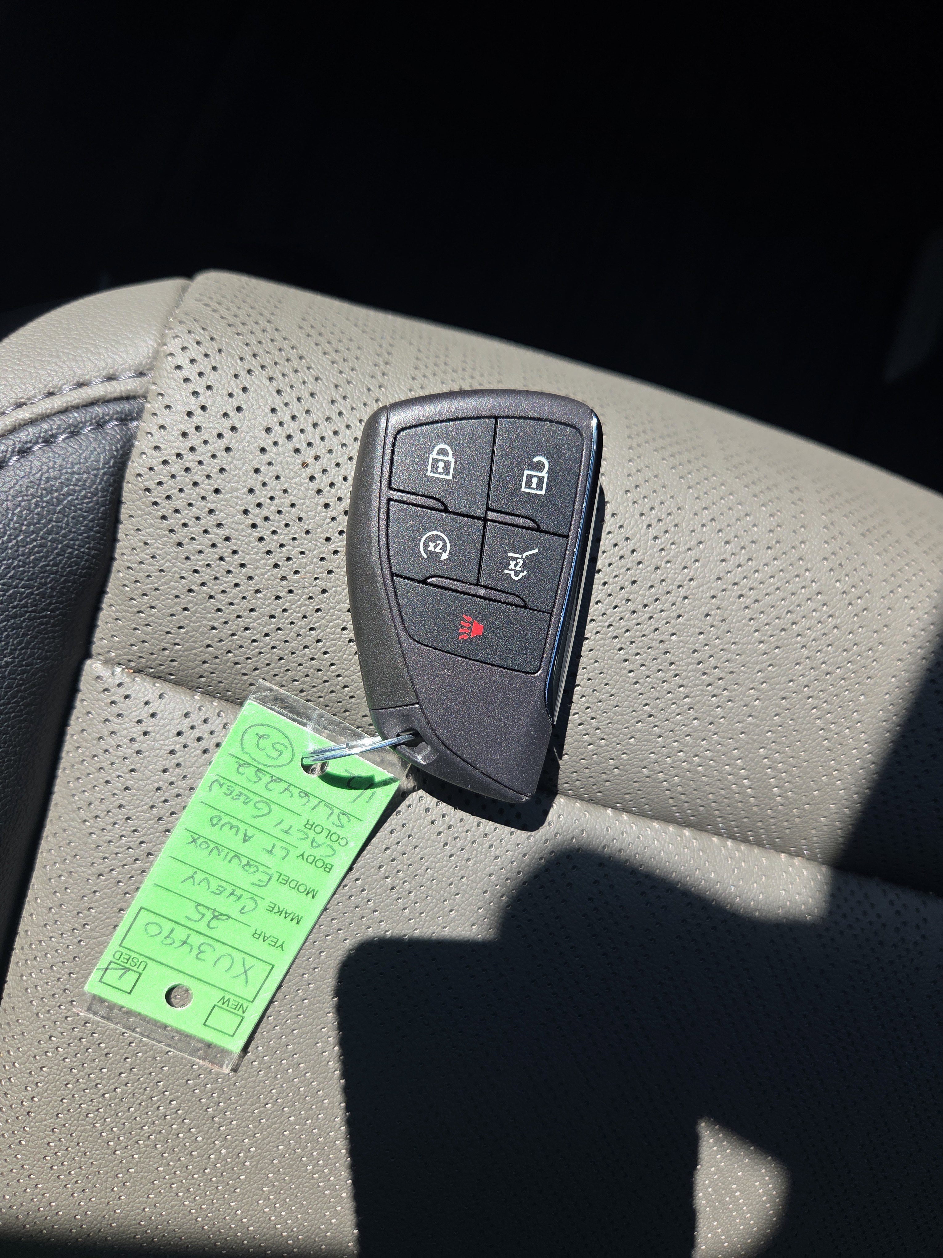 Used 2025 Chevrolet Equinox LT w/ Convenience Package II image 29