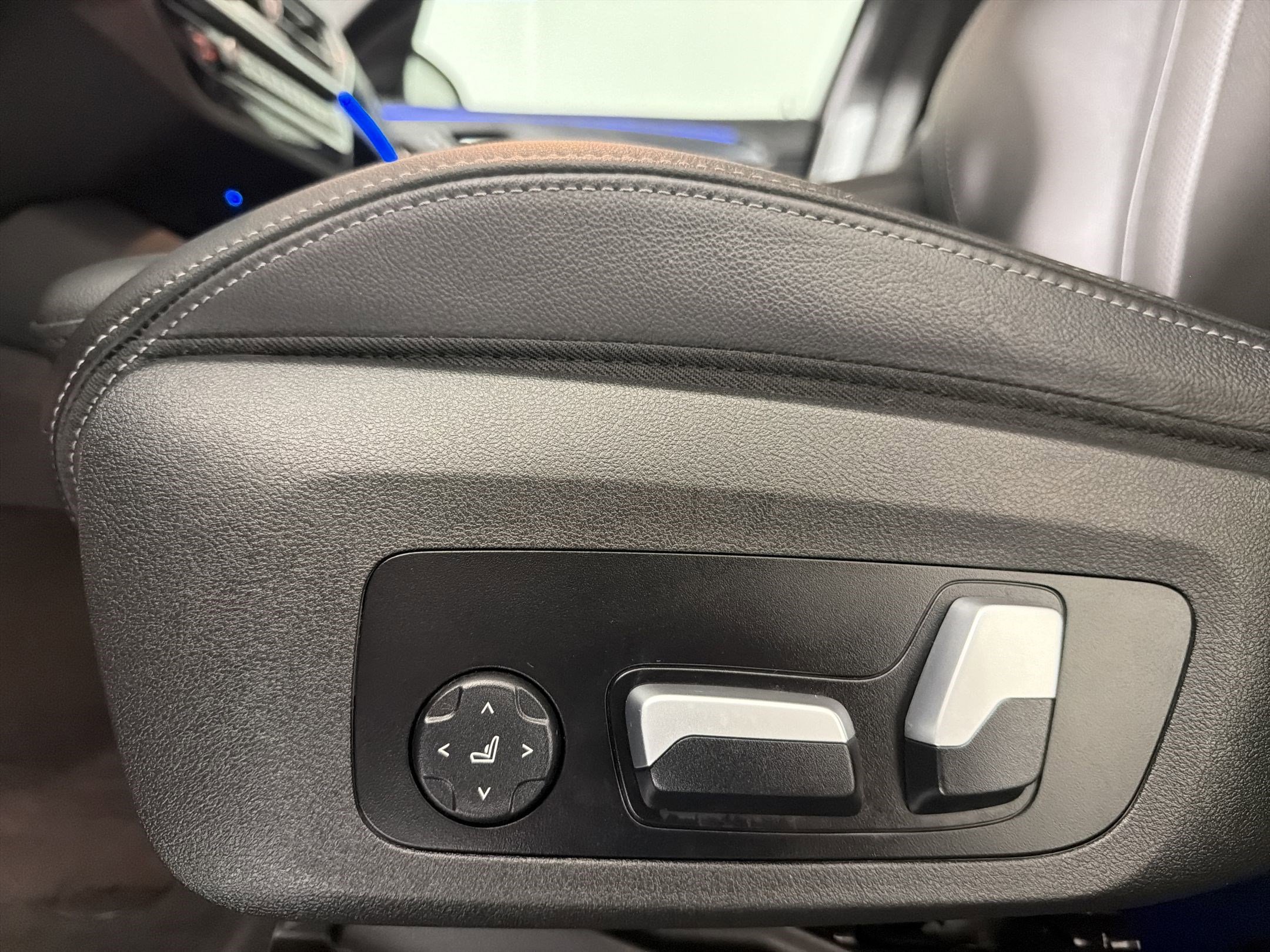 Used 2023 BMW X3 sDrive30i w/ Convenience Package RWD image 20