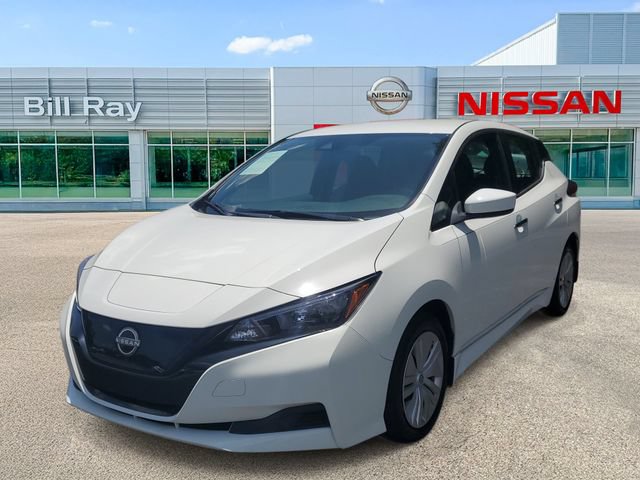 Used 2023 Nissan Leaf S FWD image 2