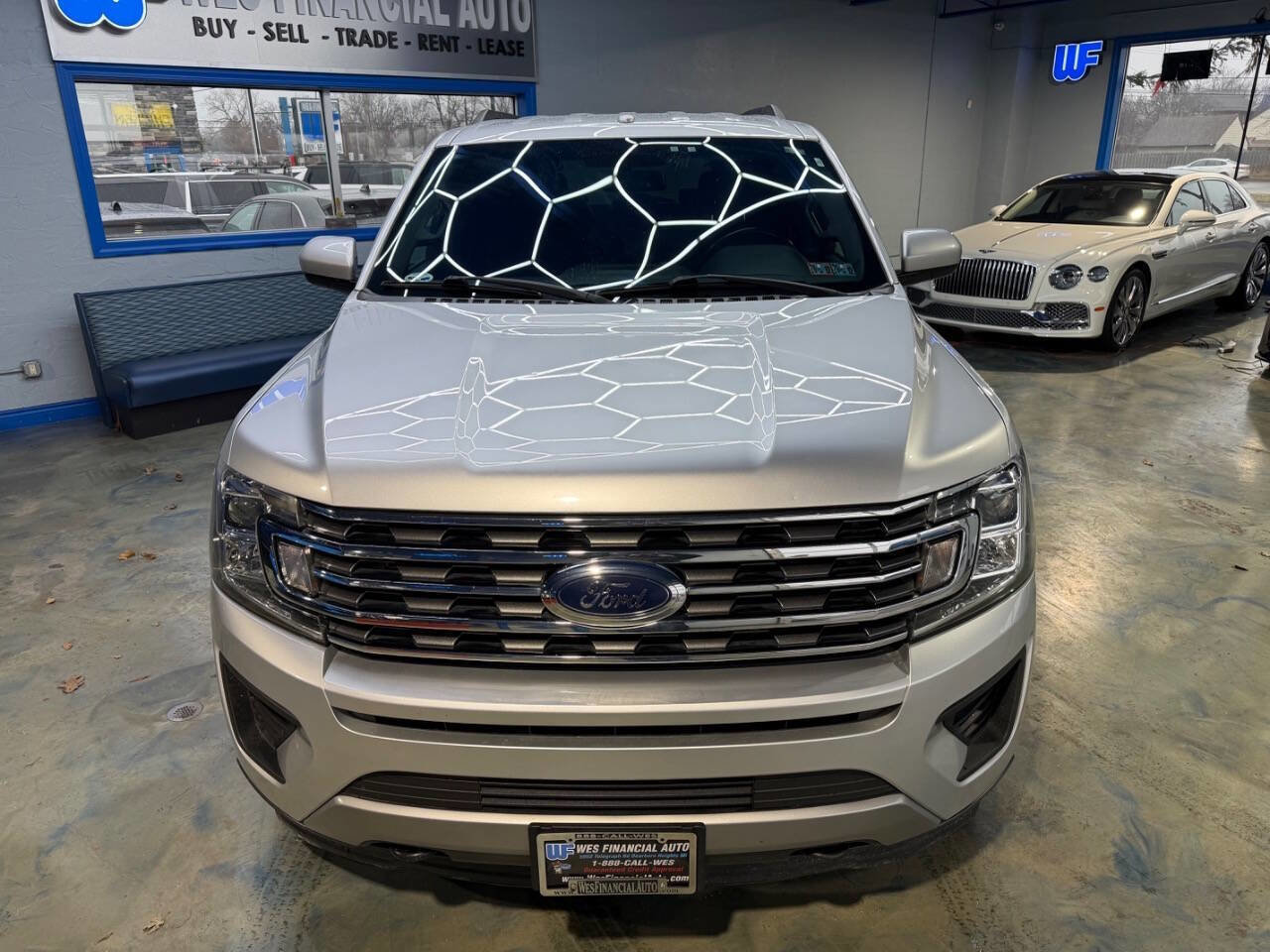 Used 2018 Ford Expedition XLT AWD/4WD image 6