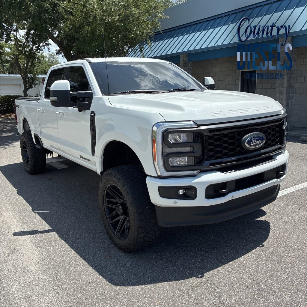 Used 2023 Ford F250 Lariat w/ Lariat Ultimate Package AWD/4WD image 1