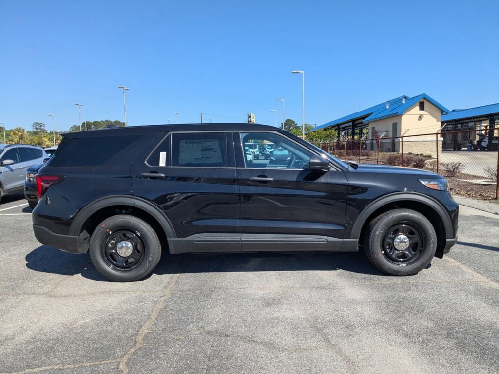 New 2025 Ford Explorer 4WD Police Interceptor image 3